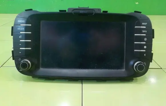 KIA Soul Radio/CD/DVD/GPS head unit 96560B2060CA 16AB117