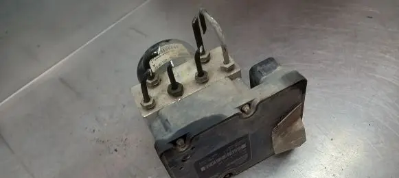 Ford Focus C-MAX ABS Pump