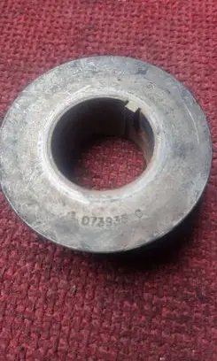 Renault Scenic II - Grand scenic II Crankshaft pulley 073935c