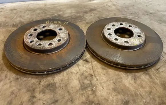 Opel Astra H Front brake disc