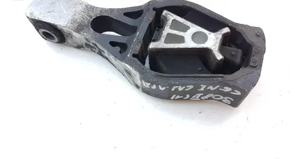 Peugeot 308 Engine mount bracket 9805734780 1402314119