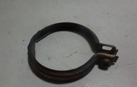 BMW 5 GT F07 Muffler pipe connector clamp 7553602