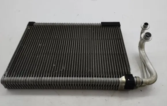 Mercedes-Benz E W213 Air conditioning (A/C) radiator (interior) 332161519
