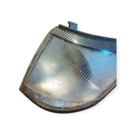 Subaru Forester SF Front indicator light 