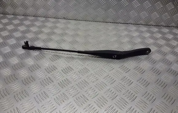 Opel Astra H Front wiper blade arm 13111219LH