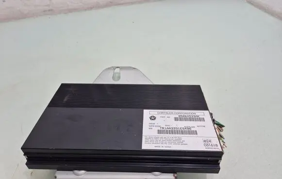 Jeep Grand Cherokee Sound amplifier 05064533AK
