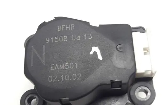 Peugeot 206 Air flap motor/actuator 91508