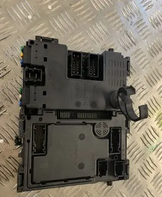 Peugeot 206 Comfort/convenience module 9626460880