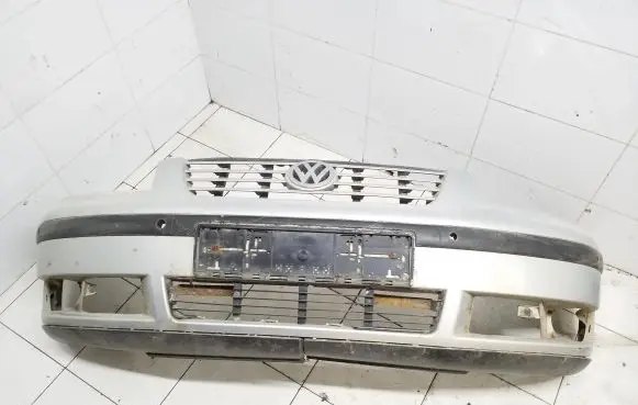 Volkswagen Sharan Front bumper 7M3807221 7M3807231 7M3805906