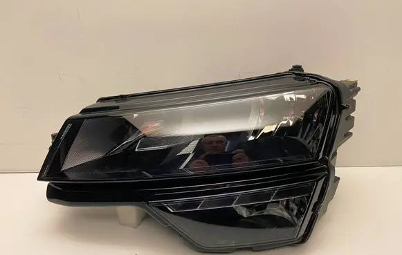 Skoda Karoq Headlight/headlamp 57B941015A 0020503706 25RL8918