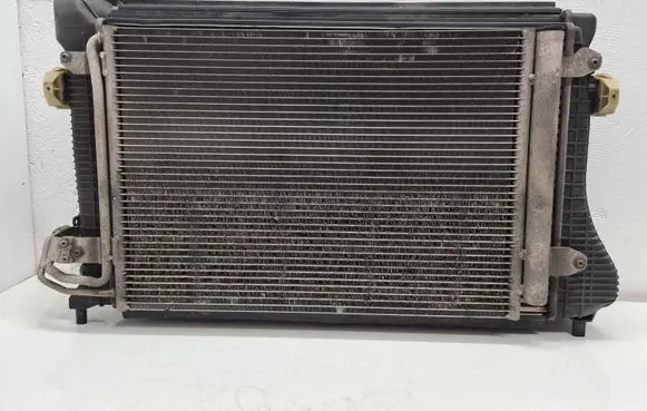 Volkswagen Caddy Radiator set 1K0820411N 1K0145803AM 1K0121345E