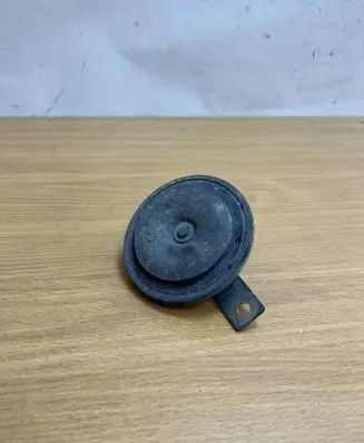 Toyota Avensis T220 Horn signal A28657625 D5130
