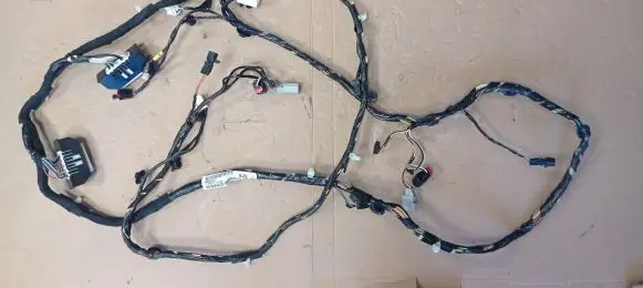 Jeep Grand Cherokee Tailgate/trunk wiring harness P68264520AC AWW2376W2250 96556