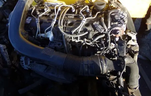 Volvo XC70 Turbo 36002664 D5244T17