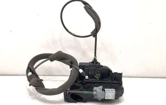 Nissan Juke I F15 Front door lock 