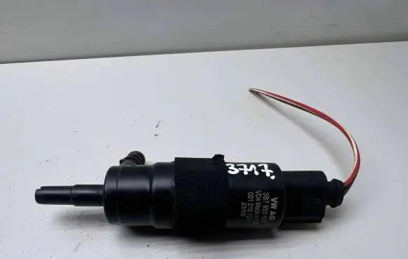 Audi A6 S6 C6 4F Headlight washer pump 3B7955681 00101612V