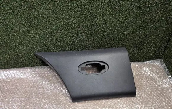 Opel Movano B Rear fender molding trim 768F820007R