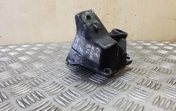 Audi A6 S6 C4 4A Gearbox mounting bracket 4A0399114F