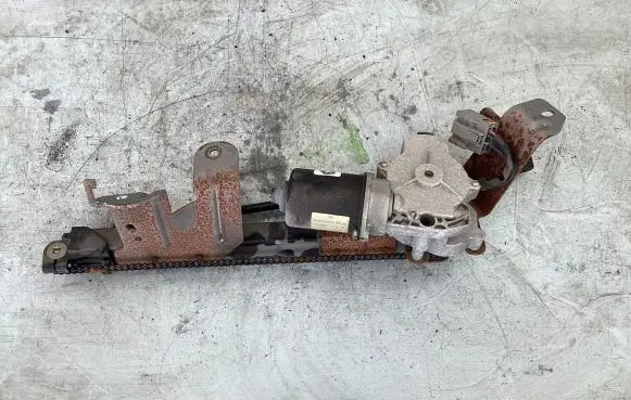 Chrysler Town u0026 Country V Tailgate/trunk/boot lift motor Pn16915741AC 121813 002280
