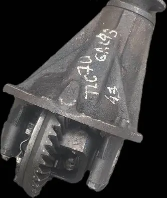 Toyota Land Cruiser (BJ70) Rear differential