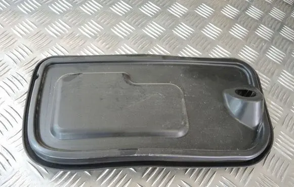 Porsche Macan (95B) Other front door trim element 95B837916
