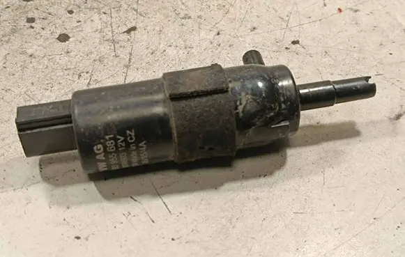 Audi Q7 4M Windscreen/windshield washer pump 6R0955681 3308603