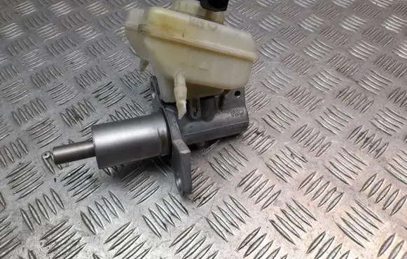 Audi A8 S8 D4 4H Master brake cylinder 8K0611301A