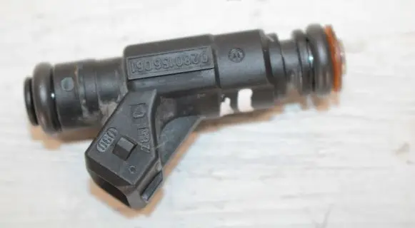 Audi A3 S3 8L Fuel injector 06A906031BA 0280156061