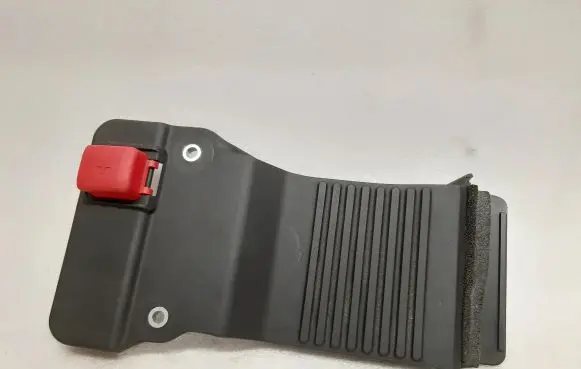 Volvo XC90 Fuse box cover 31651455