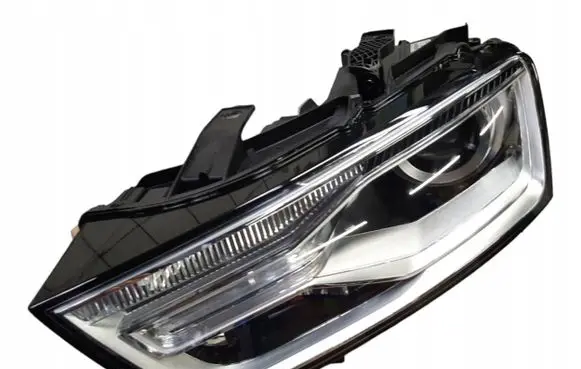 Audi Q3 8U Headlight/headlamp 8U0941043D