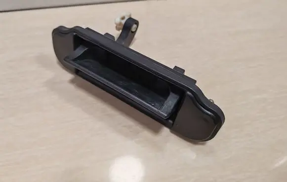 Mazda 323 F Tailgate/trunk/boot exterior handle 