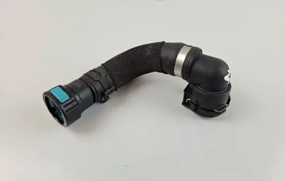 Jaguar F-Pace Engine coolant pipe/hose M8A28D138AC