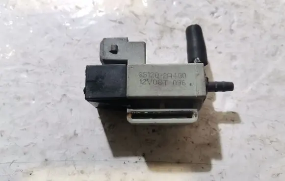 Hyundai i30 Turbo solenoid valve 351202A400