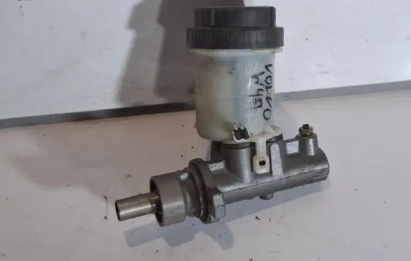 Volvo S40, V40 Master brake cylinder 311947