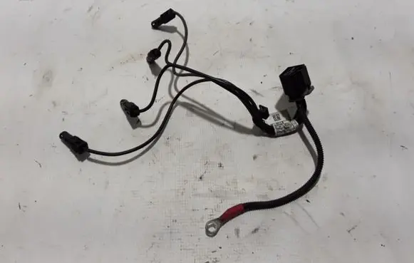 BMW 5 F10 F11 Ignition plug leads 7811162
