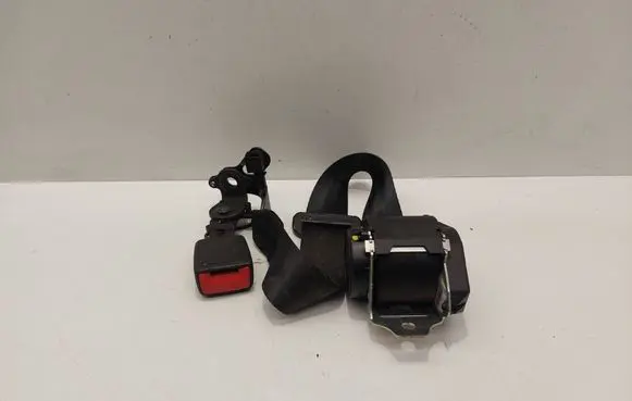 Volkswagen PASSAT B8 Front seatbelt 3G0857737