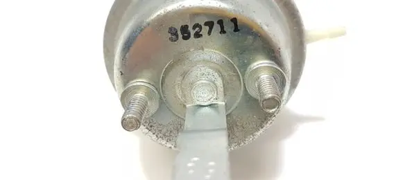 Ford Mondeo MK II Vacuum valve 352711