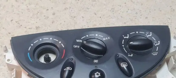 Citroen C5 Climate control unit 69397002