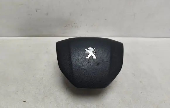 Steering wheel airbag