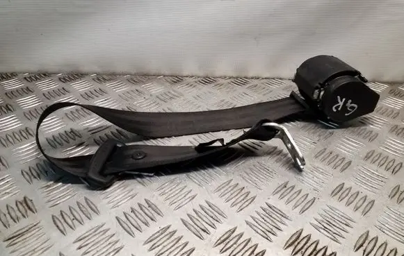 Rear seatbelt