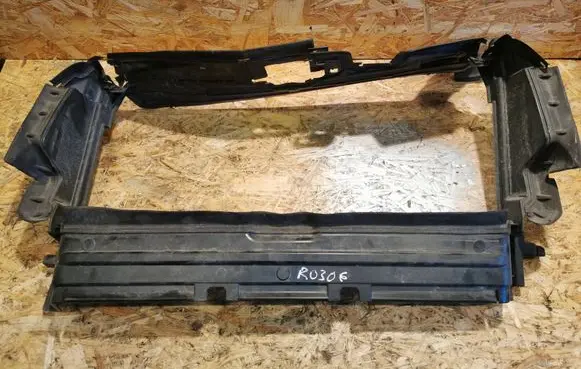 Renault Trafic III (X82) Intercooler air guide/duct channel 214763488R 93866585
