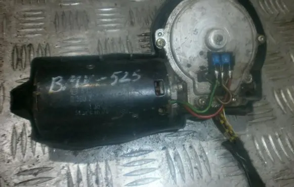 BMW 5 E34 Wiper motor 13849801