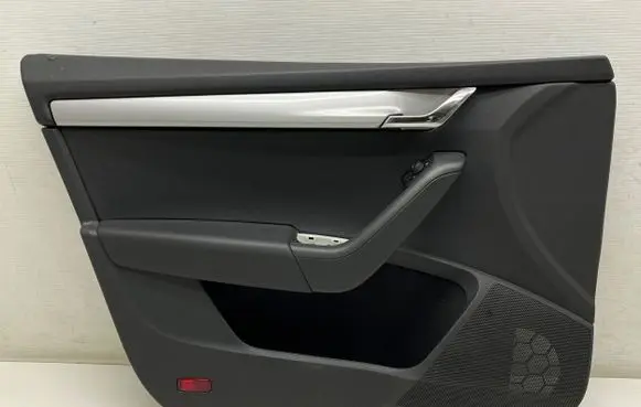 Skoda Octavia Mk3 (5E) Front door card panel trim 5E0837973 5E1867013A