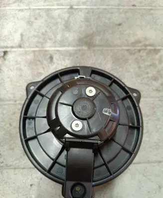 Toyota Avensis T250 Heater fan/blower 0130101601