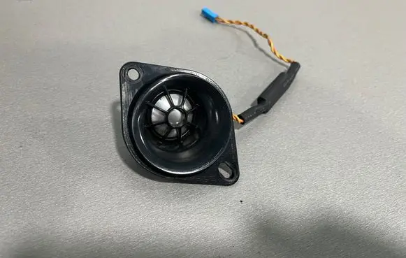 BMW 4 F32 F33 Panel speaker 9226358