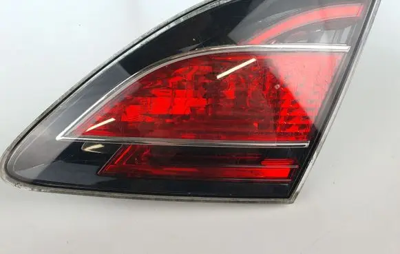 Mazda 6 Tailgate rear/tail lights 13241055