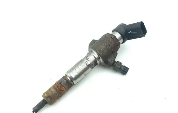 Volvo S60 Fuel injector A2C59513556 A6GGJG24382RK10