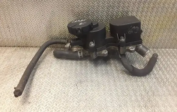 Mercedes-Benz A W169 Oil breather separator A6400101062 6400101062