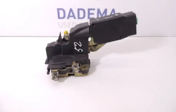 Volvo S40, V40 Front door lock D52