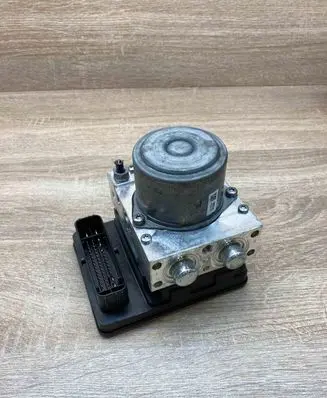 Mercedes-Benz E W213 ABS Pump A2134313601 A007B308